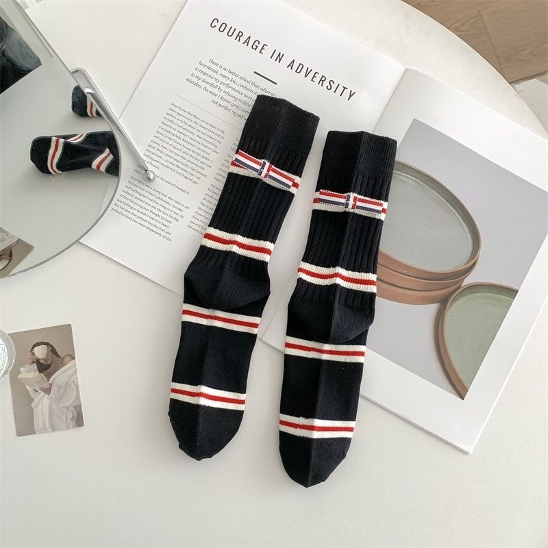 Womens Striped Cotton Crew Socks Middle Tube Cotton Socks Trendy Sports Socks